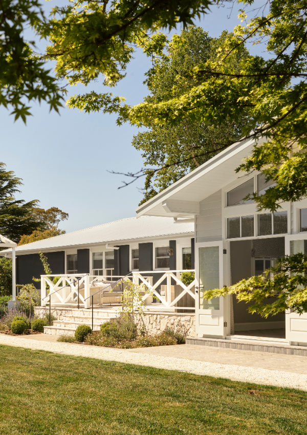 Outdoor entertaining area in Exeter, Southern Highlands, NSW